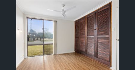 Charming home with spacious backyard. - Photo 3