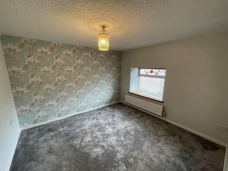 Neath Road, Swansea, SA8 - Photo 2