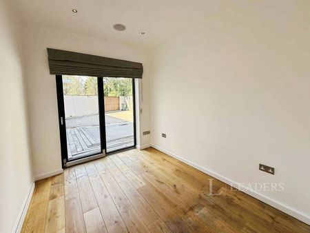 3 bedroom detached to rent Tilney road, cheltenham, GL50 - Photo 5
