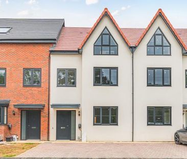 3 bedroom terraced house to rent - Photo 6