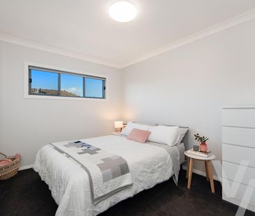 2/25 Queens Road, New Lambton NSW 2305 - House For Rent | Domain - Photo 5