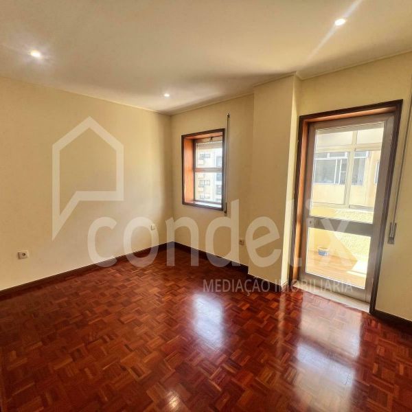 Apartamento T2+1 em Porto - Foto 1