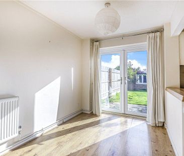 3 bedroom terraced house to rent - Photo 5