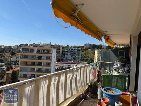 Appartement à louer 2 pièces 45.8m² - Photo 3