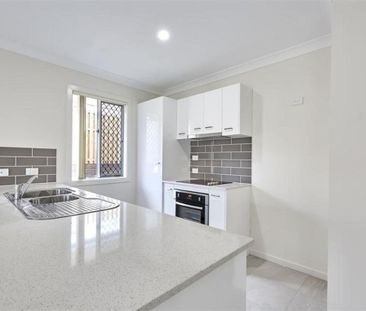 Perfect Large Family Home - Photo 2