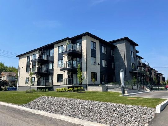 20 Boul. Ste-Anne, app.202, J5N 3M8, Sainte-Anne-Des-Plaines - Photo 1