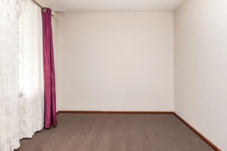 Affordable & Comfortable 3-Bedroom Home - Photo 3