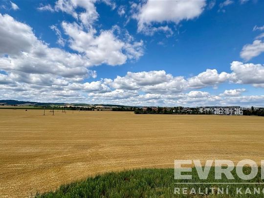 Pronájem bytu 2+kk 56 m2 - Fotografie 1