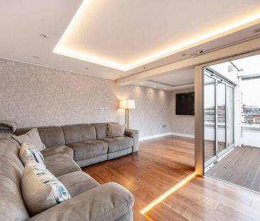 2 bedroom penthouse to rent - Photo 1