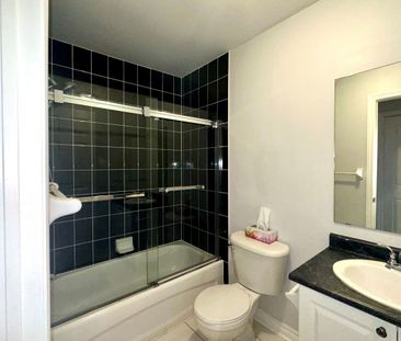 For Lease - 346 Riverstone Drive, Oakville, Ontario - Photo 3