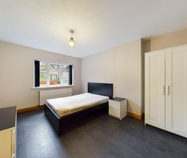 1 bedroom house of multiple occupation to rent - Photo 2
