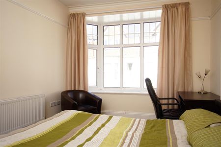 Addison Road - Flat 2, Plymouth - Photo 4