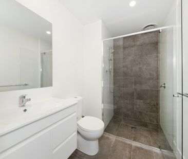 Charming Amaroo Apartment - Photo 4