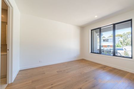 Brand-New Ultra-Modern Living- Opposite Coburg Lake Reserve - Photo 2