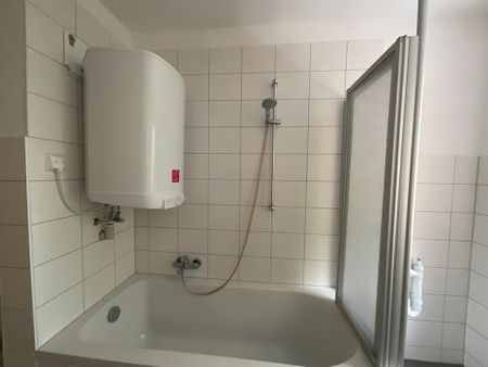 ab 01.11. - Zweizimmerwohnung in Passau - Foto 4