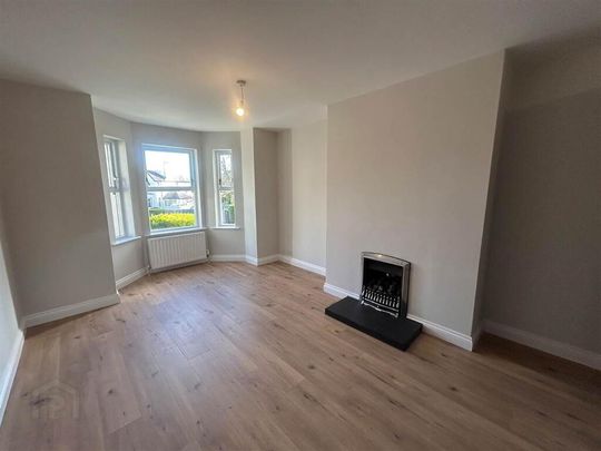 Flat 7 Helen's Way, 1 Station Square, Helen's Bay, BT19 1TN - Photo 1