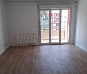 Location Appartement à TULLINS - Photo 2