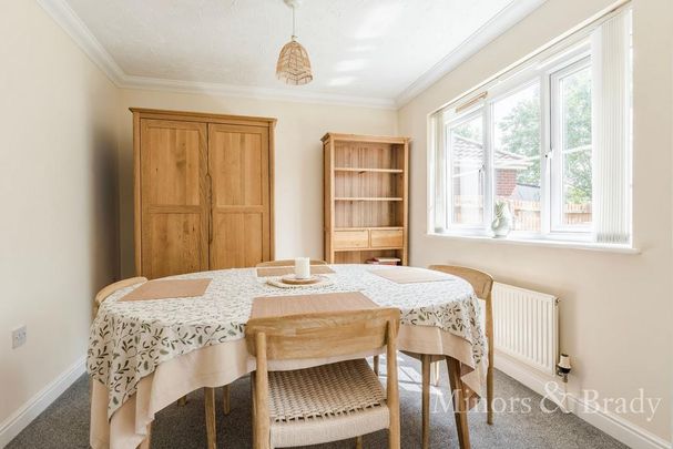 3 bedroom detached house to rent - Photo 1
