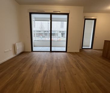 Location Appartement 1 pièce 32m² REIMS 51100 - Photo 1