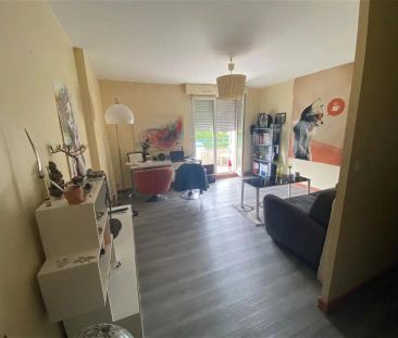 Location appartement 1 pièce - 30.1m² à Joue les tours (37300) - Photo 2