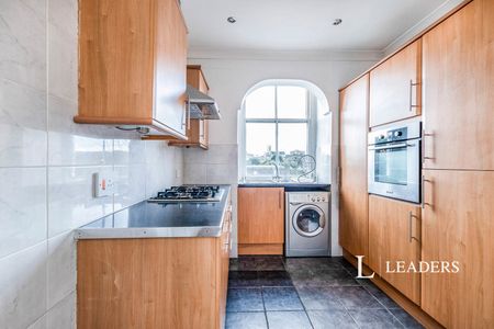 1 bedroom apartment to rent The Gatehouse, 2 Durrant Road, Bournemouth, BH2 - Photo 2