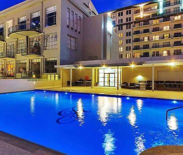 Heritage STUDIO Apartment - Inner City Lifestyle - Photo 2