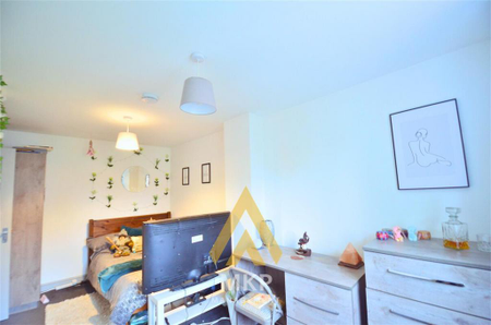 5 bedroom terraced house to rent - Photo 5