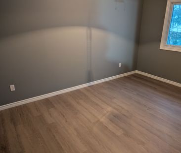 For Lease - 105 Augusta Crescent, London South, Ontario - Photo 5