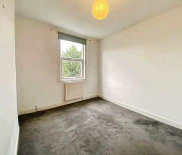 5 bedroom semi-detached house to rent - Photo 1