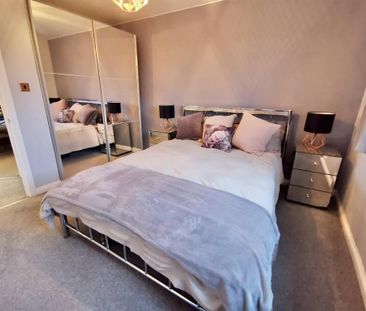 2 bedroom semi-detached house to rent - Photo 6