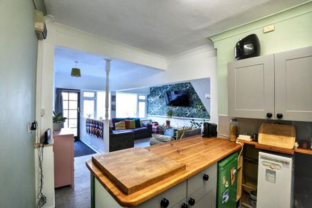 3 bedroom cottage to rent - Photo 4