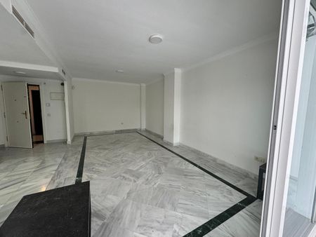 Apartamento planta baja en alquiler en Marbella, Marbella - Photo 4