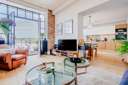 2 bed apartment - Photo 2