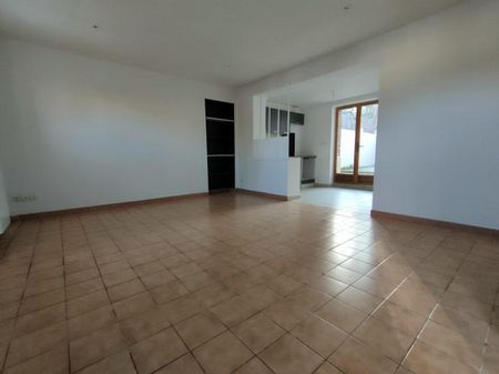 Maison de village semi mitoyenne de 62 m² hab - Photo 4