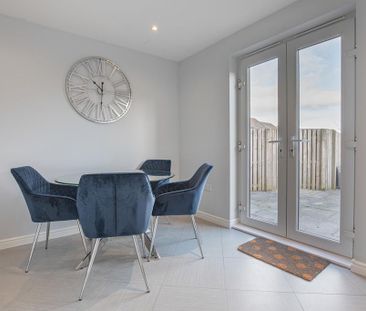 3 bedroom detached house to rent - Photo 3