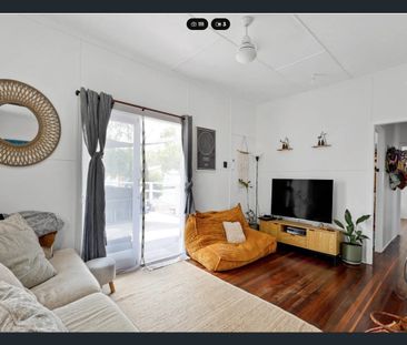 Charming 3-bedroom Family Home in North Mackay - Photo 1