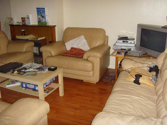 7 bedroom semi-detached house to rent - Photo 1