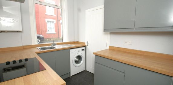 3 bedroom terraced house to rent - Photo 2