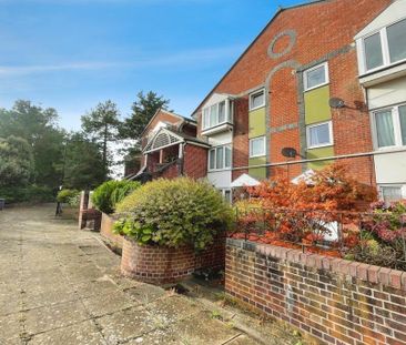 2 bedroom maisonette to rent - Photo 2