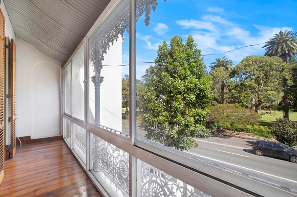 An Charming, Unfurnished Three Bedroom Home with Separate Studio and Garage - Photo 1
