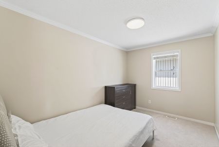 For Lease - 50 Insmill Crescent, Kanata, Ontario - Photo 3