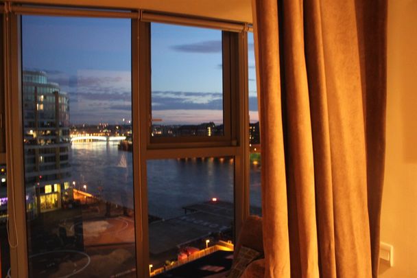 1 Bed Flat, Falcon Wharf, SW11 - Photo 1