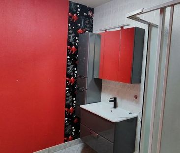 Appartement à louer F3 à Petit-Réderching - Photo 4