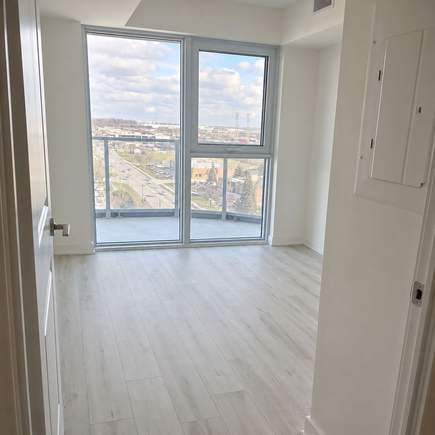 For Lease - 1010 Sandy Beach Road Unit# 1004, Pickering, Ontario - Photo 1