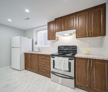 For Lease - 348 Britannia Avenue Unit# Basement, Oshawa, Ontario - Photo 2
