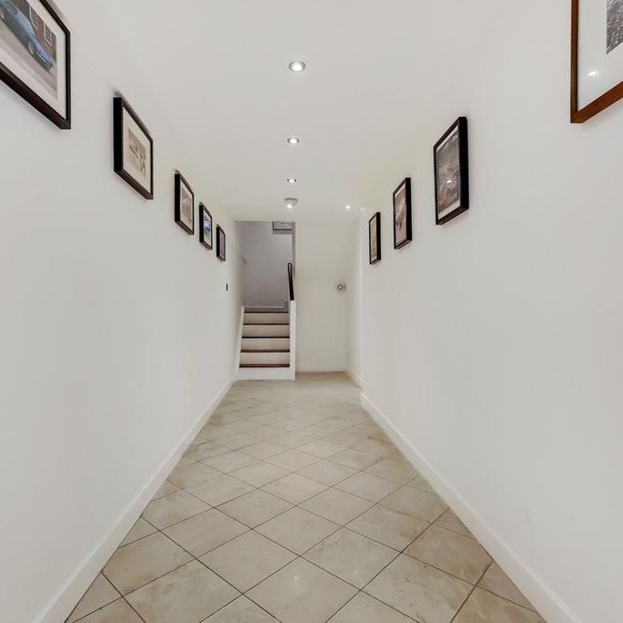 3 bedroom terraced house to rent - Photo 1