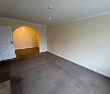 Worle, Weston-super-Mare, North Somerset - Photo 2
