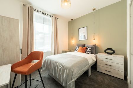 Wellington Road Room 3 - Photo 3