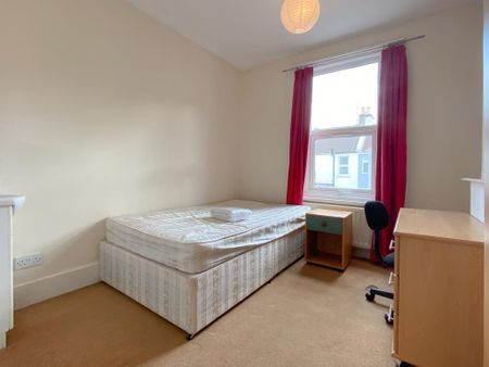 7 bedroom house to rent - Photo 3