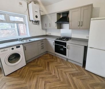 2 bedroom terraced house to rent - Photo 5